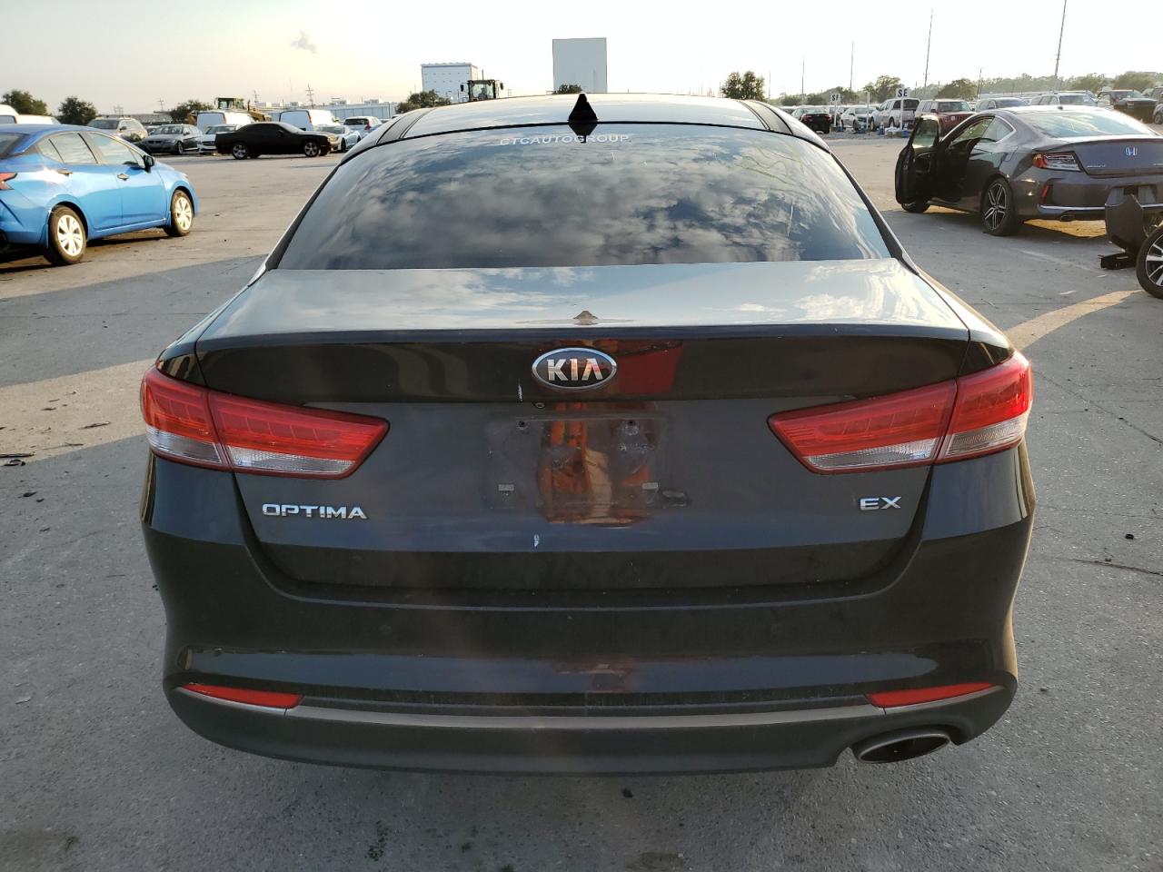 2018 Kia Optima Ex VIN: 5XXGU4L38JG198147 Lot: 72184884