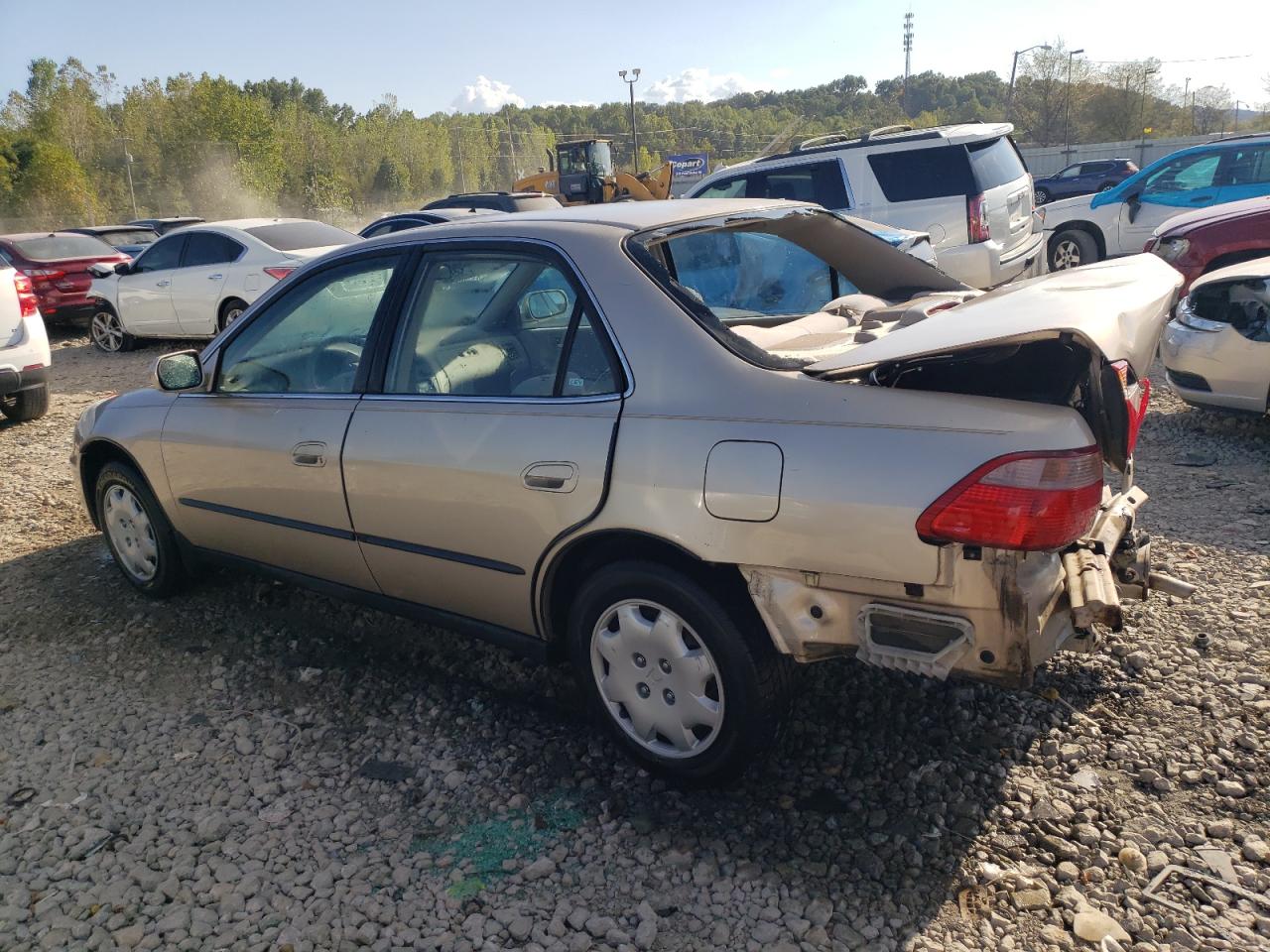 2000 Honda Accord - Image 2