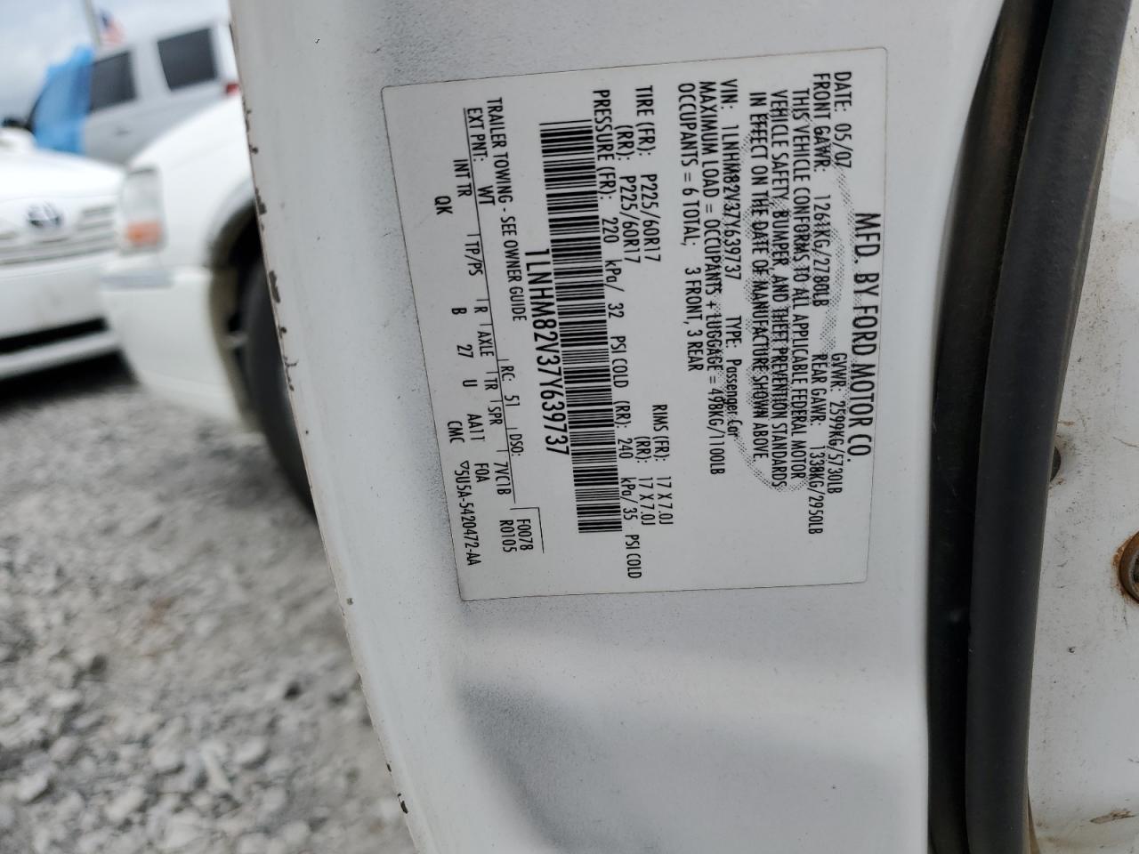 2007 Lincoln Town Car Signature Limited VIN: 1LNHM82V37Y639737 Lot: 69844454