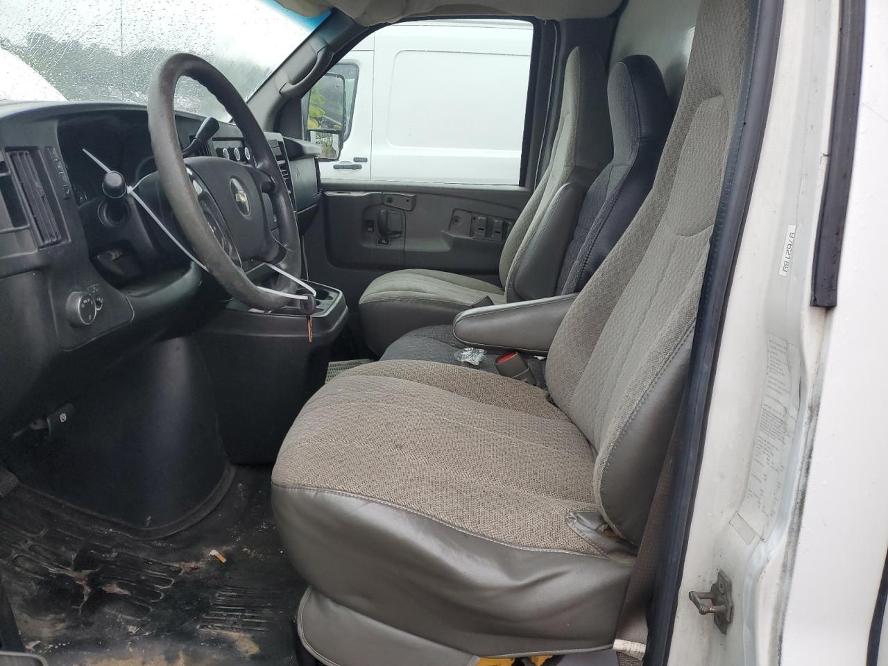 1GBHG31K081145212 2008 Chevrolet Express G3500