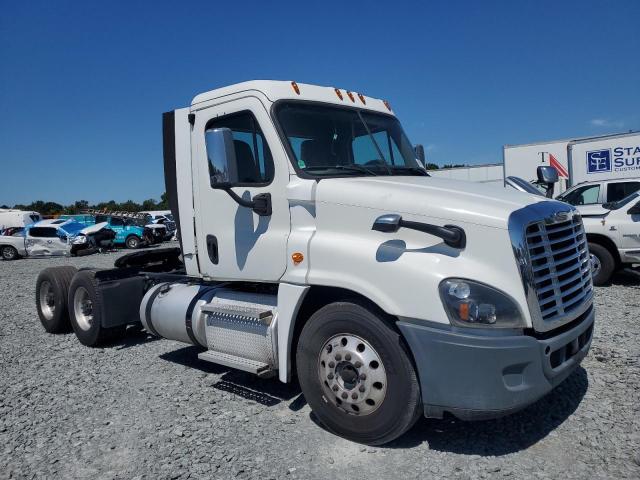 2018 Freightliner Cascadia 125