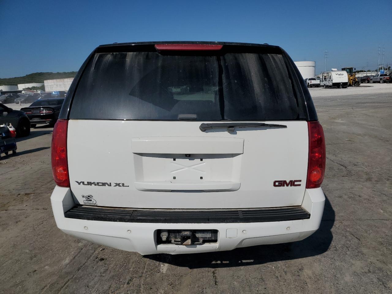 1GKS2KE70ER226972 2014 GMC Yukon Xl K1500 Slt