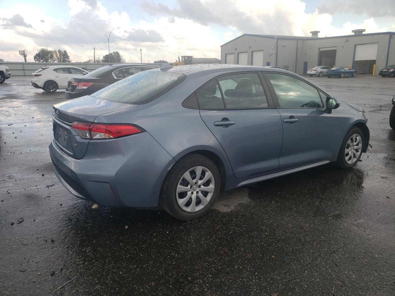 2021 Toyota Corolla Le VIN: 5YFEPMAE7MP240385 Lot: 73563474