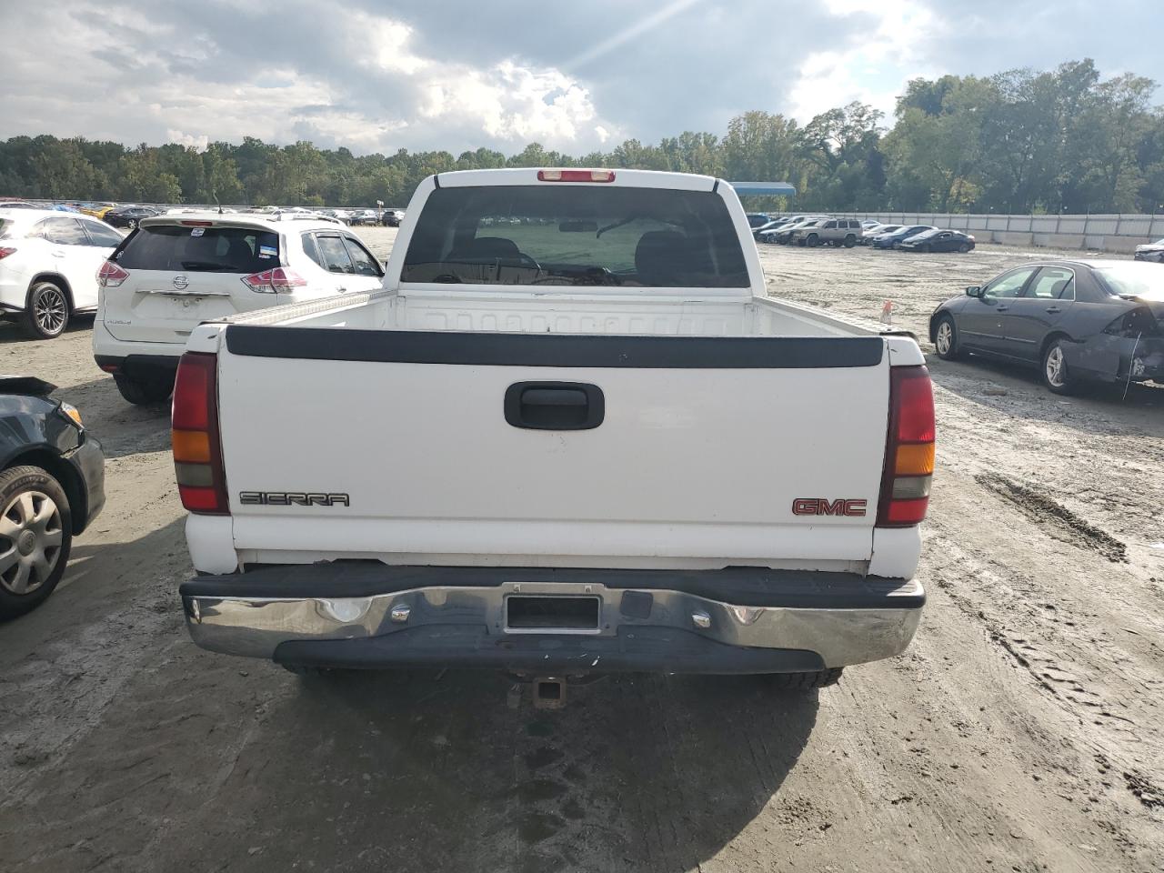 2000 GMC New Sierra K1500 VIN: 1GTEK19T3YE430963 Lot: 71962224