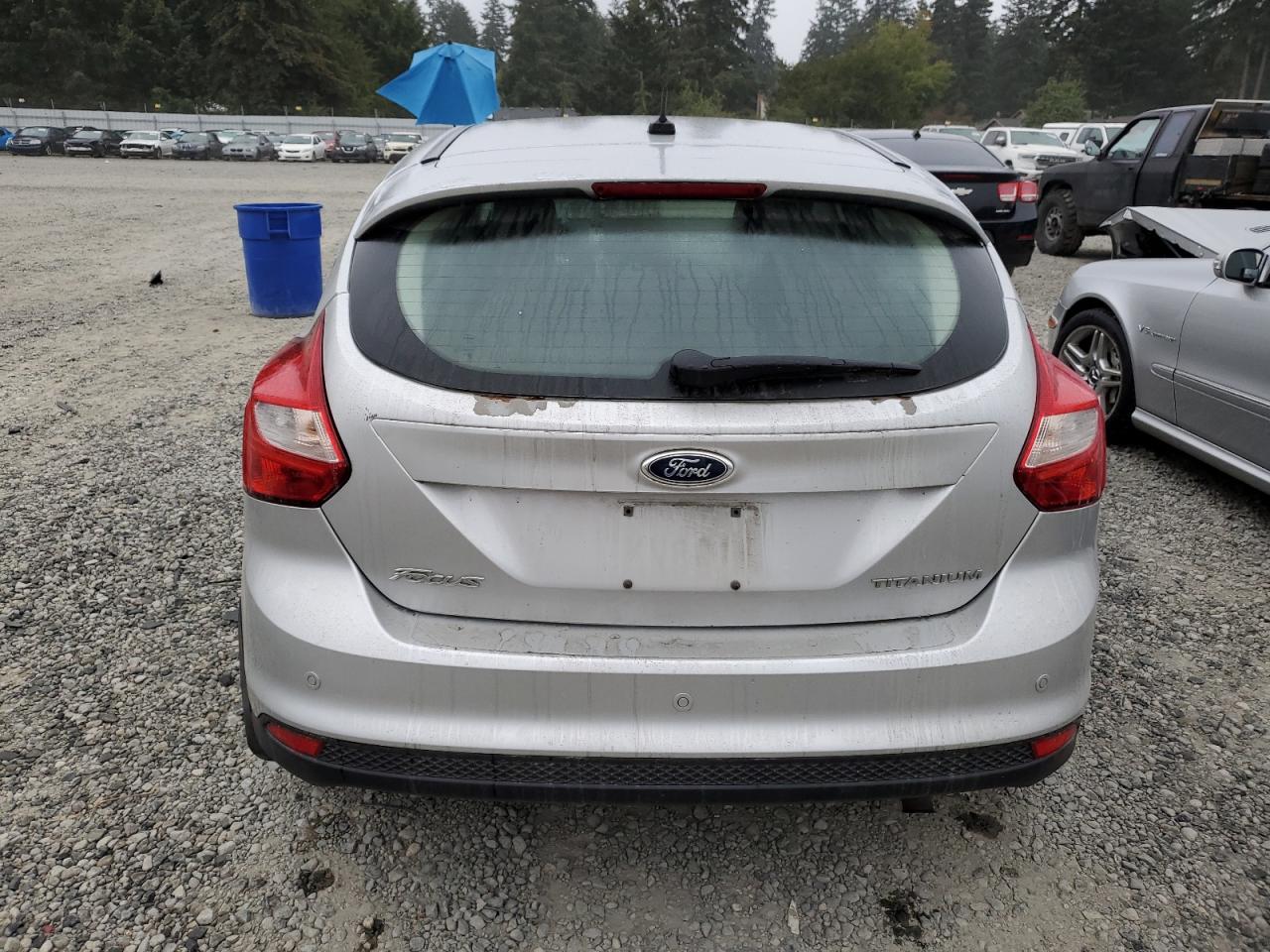 1FAHP3N27CL210565 2012 Ford Focus Titanium