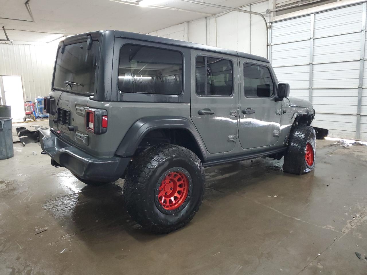 1C4HJXDN9MW506623 Jeep Wrangler U 3