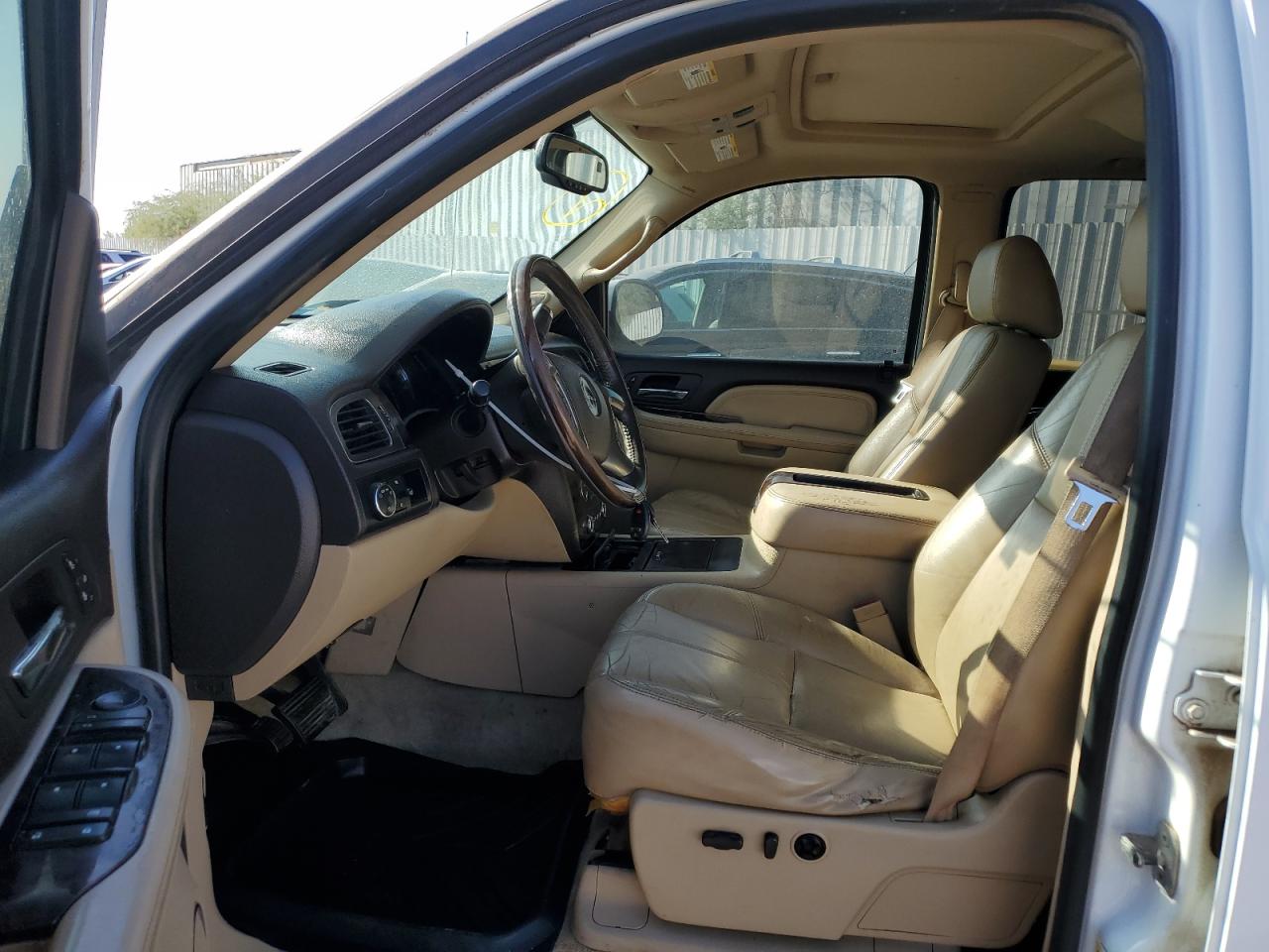 2007 GMC New Sierra Denali VIN: 2GTEK638271579849 Lot: 70288334