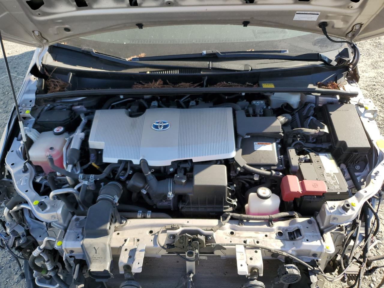 JTDKARFP8H3055286 2017 Toyota Prius Prime