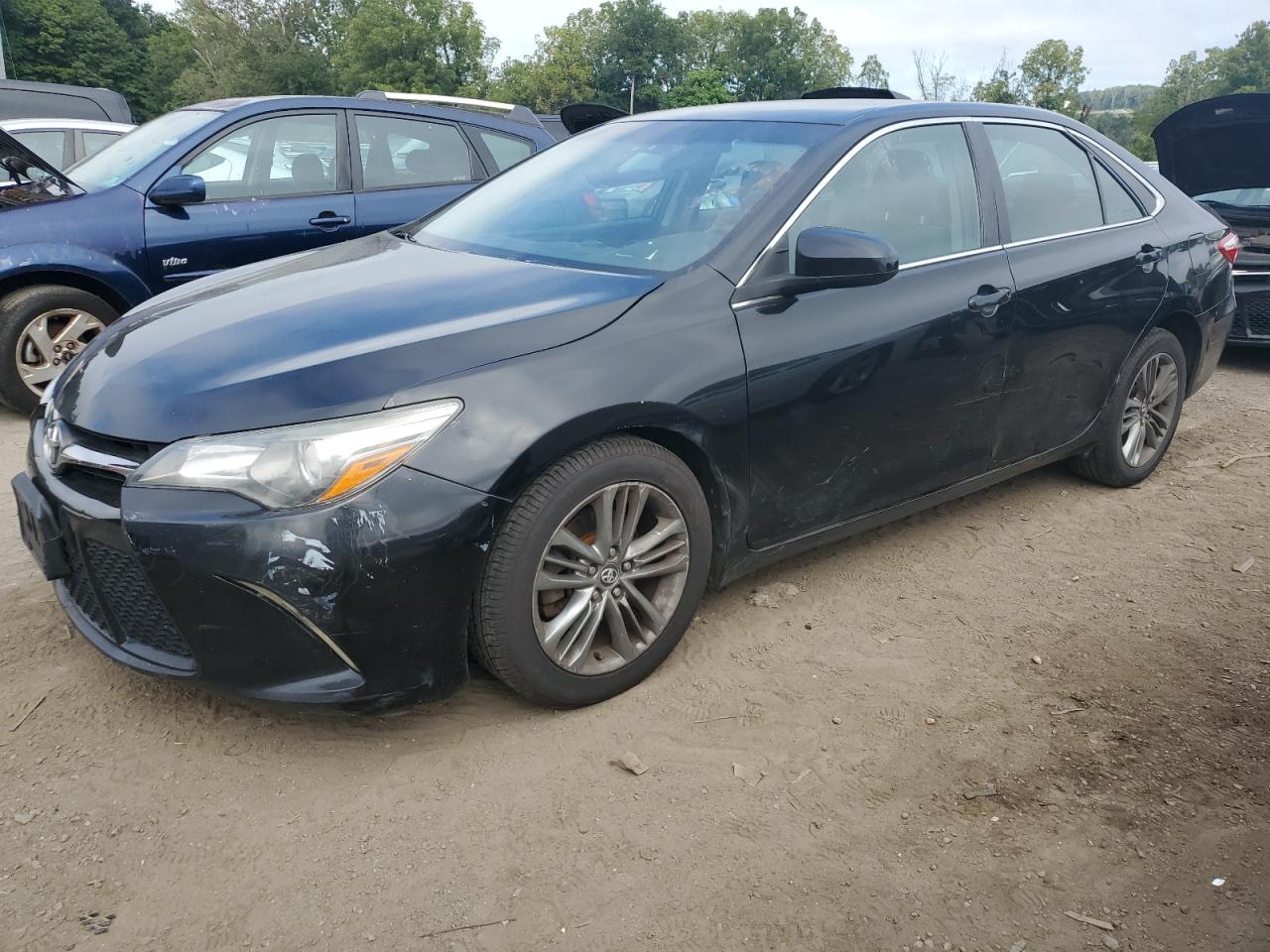 4T1BF1FKXHU666174 2017 TOYOTA CAMRY - Image 1