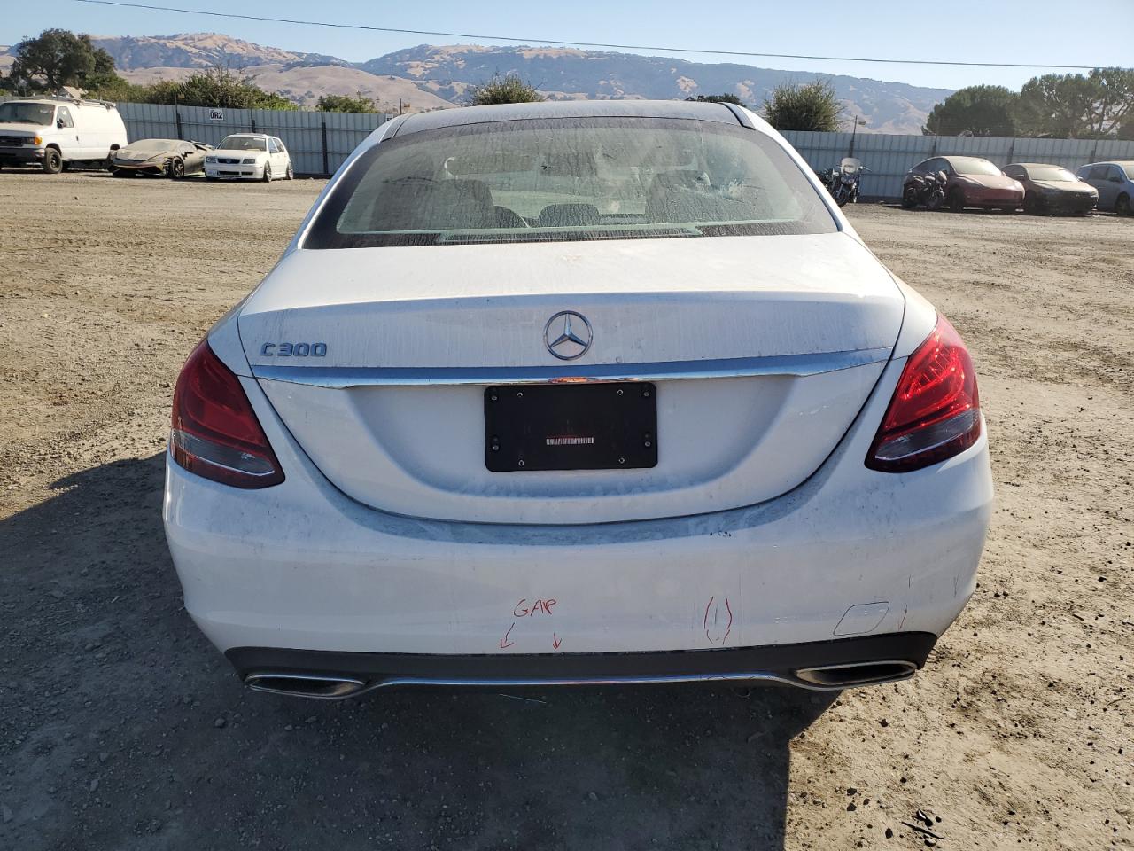 2017 Mercedes-Benz C 300 VIN: 55SWF4JB3HU220258 Lot: 69838334