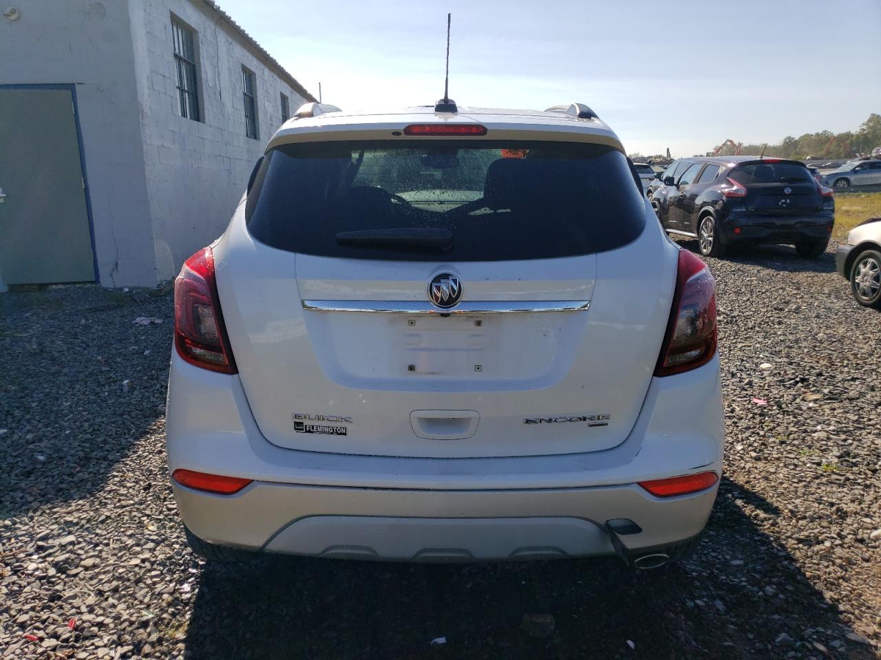 2018 Buick Encore Preferred VIN: KL4CJESBXJB688370 Lot: 70961084