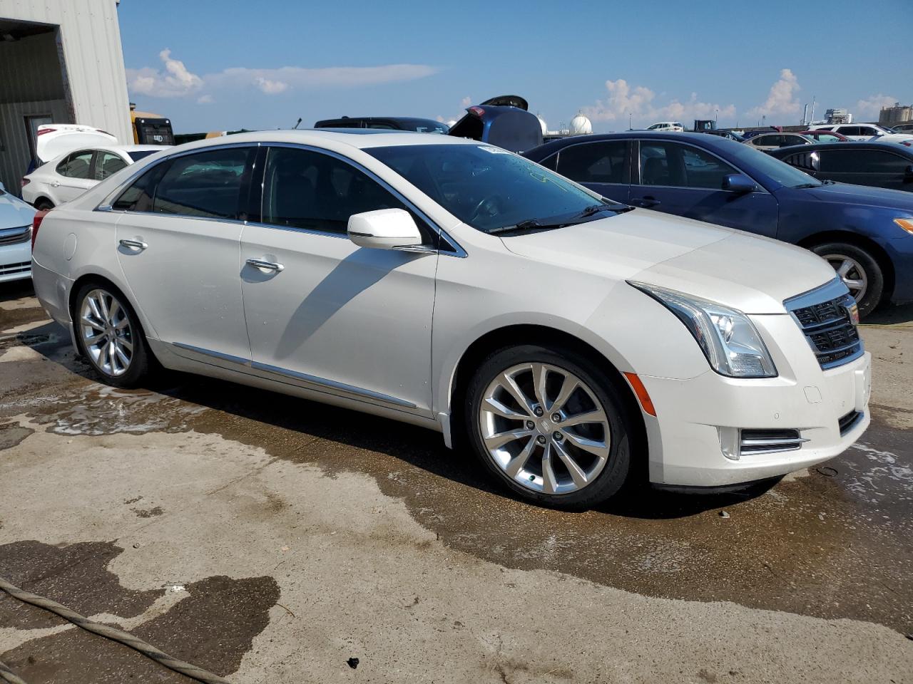 2016 Cadillac XTS - Image 4