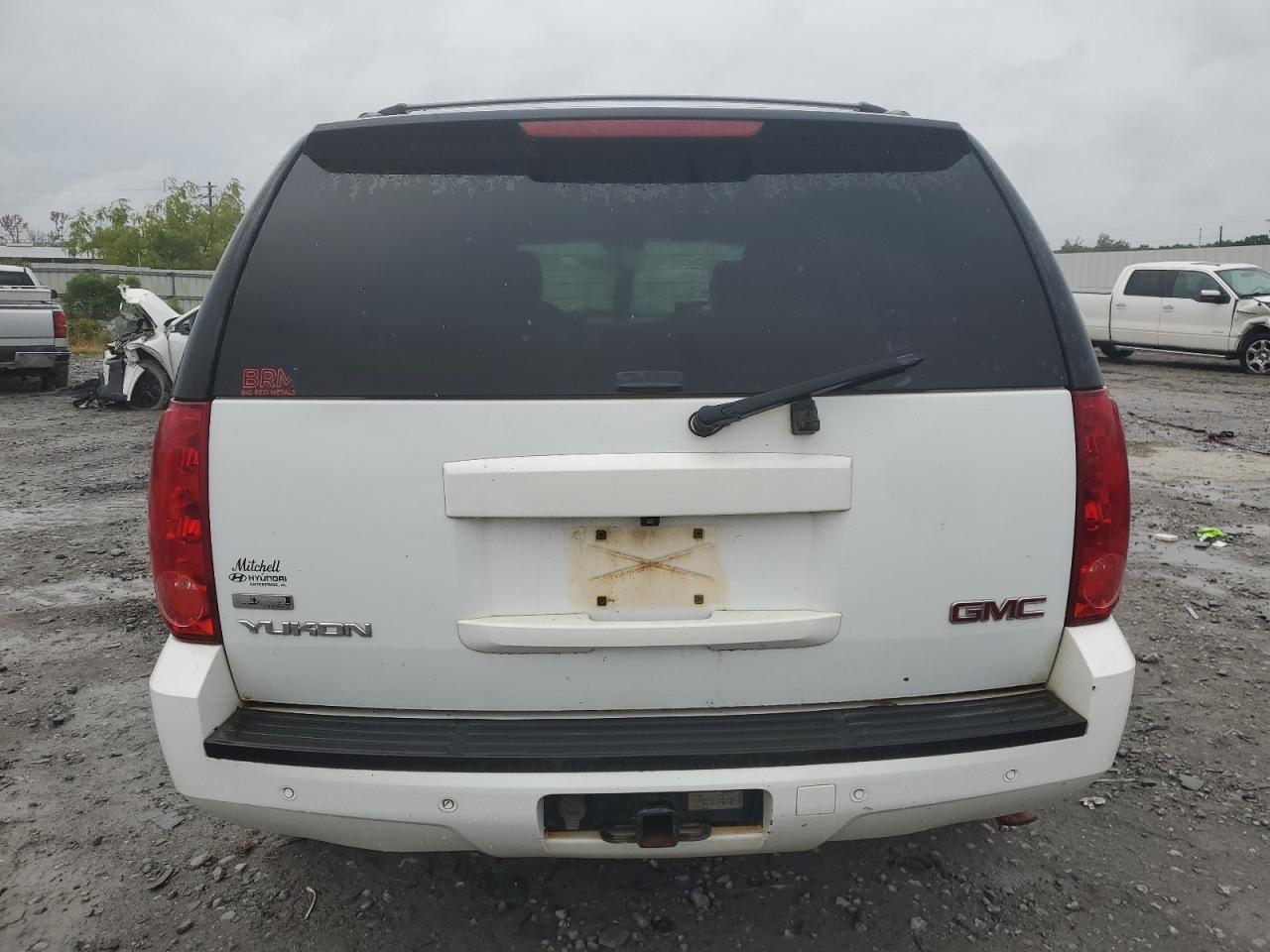 1GKS1CE09BR154032 2011 GMC Yukon Slt