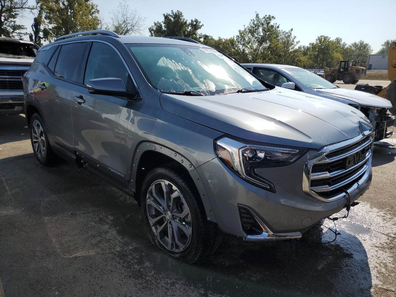 3GKALVEX6JL141761 2018 GMC Terrain Slt