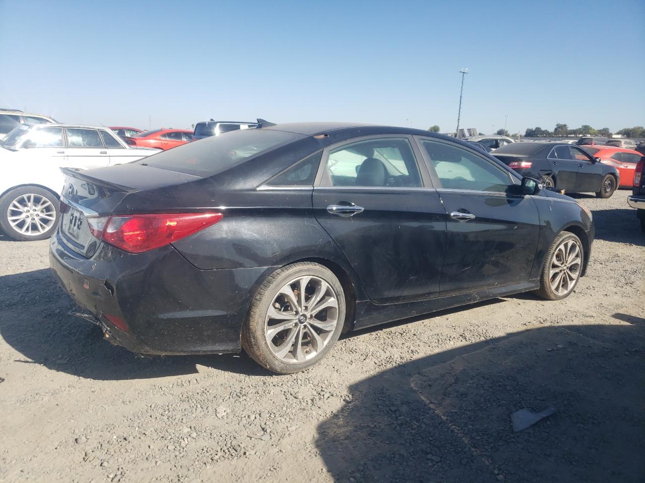 2014 Hyundai Sonata - Image 3