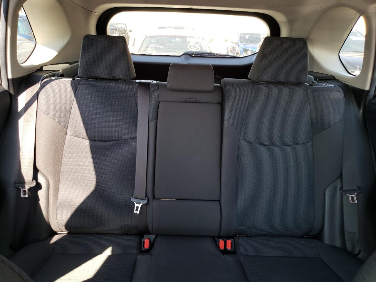 2019 Toyota RAV 4 - Image 10