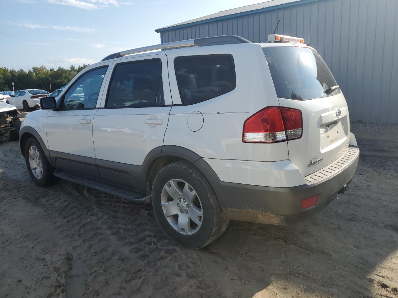 2009 Kia Mohave (Borrego) - Image 2