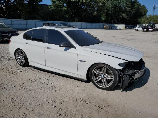  BMW 5 SERIES 2015 Белы