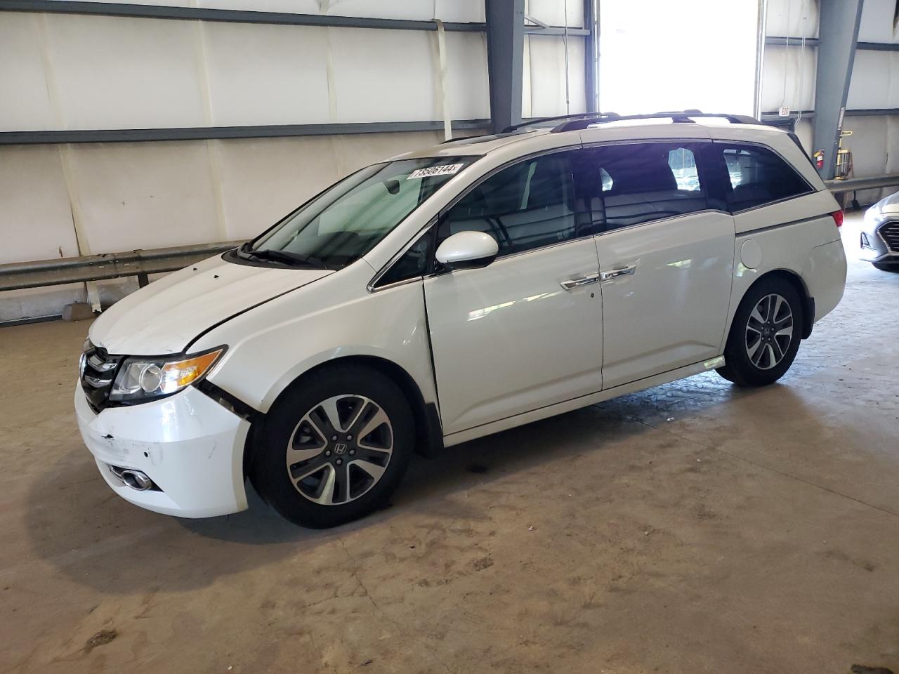 2014 Honda Odyssey - Image 1