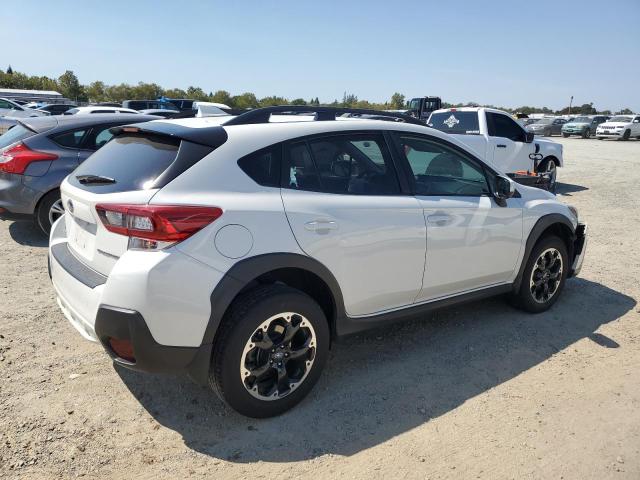 JF2GTAPC3M8255858 Subaru Crosstrek  3