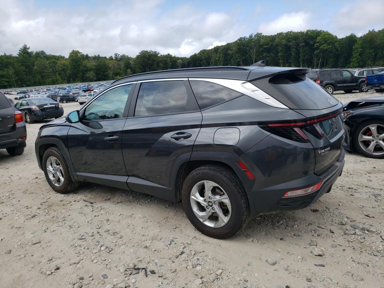 2022 Hyundai Tucson - Image 2