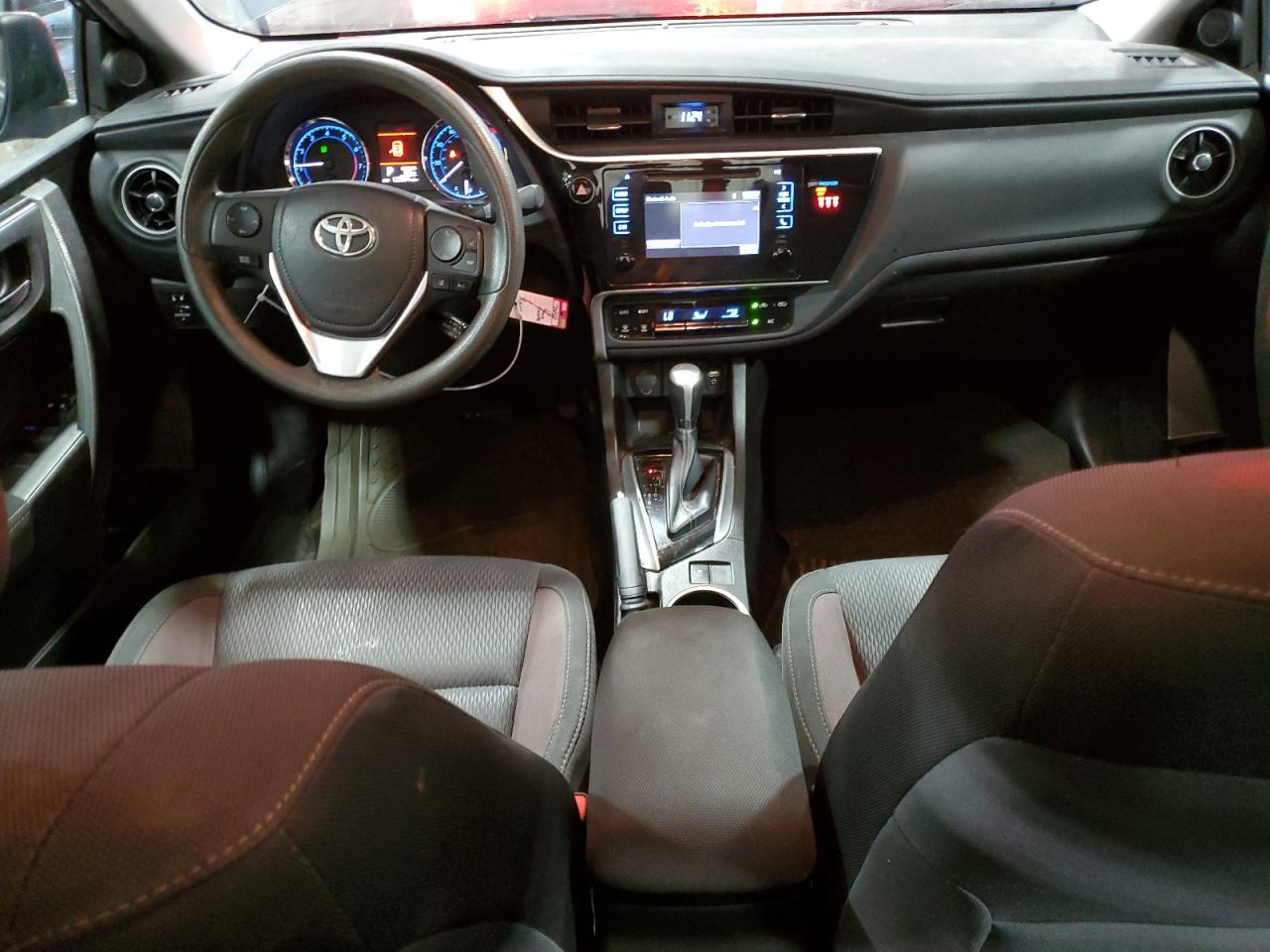 5YFBURHE3JP755121 2018 Toyota Corolla L