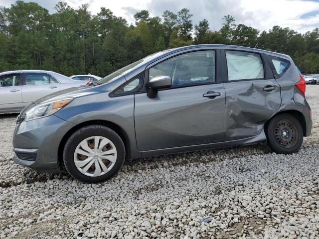  NISSAN VERSA 2018 Szary