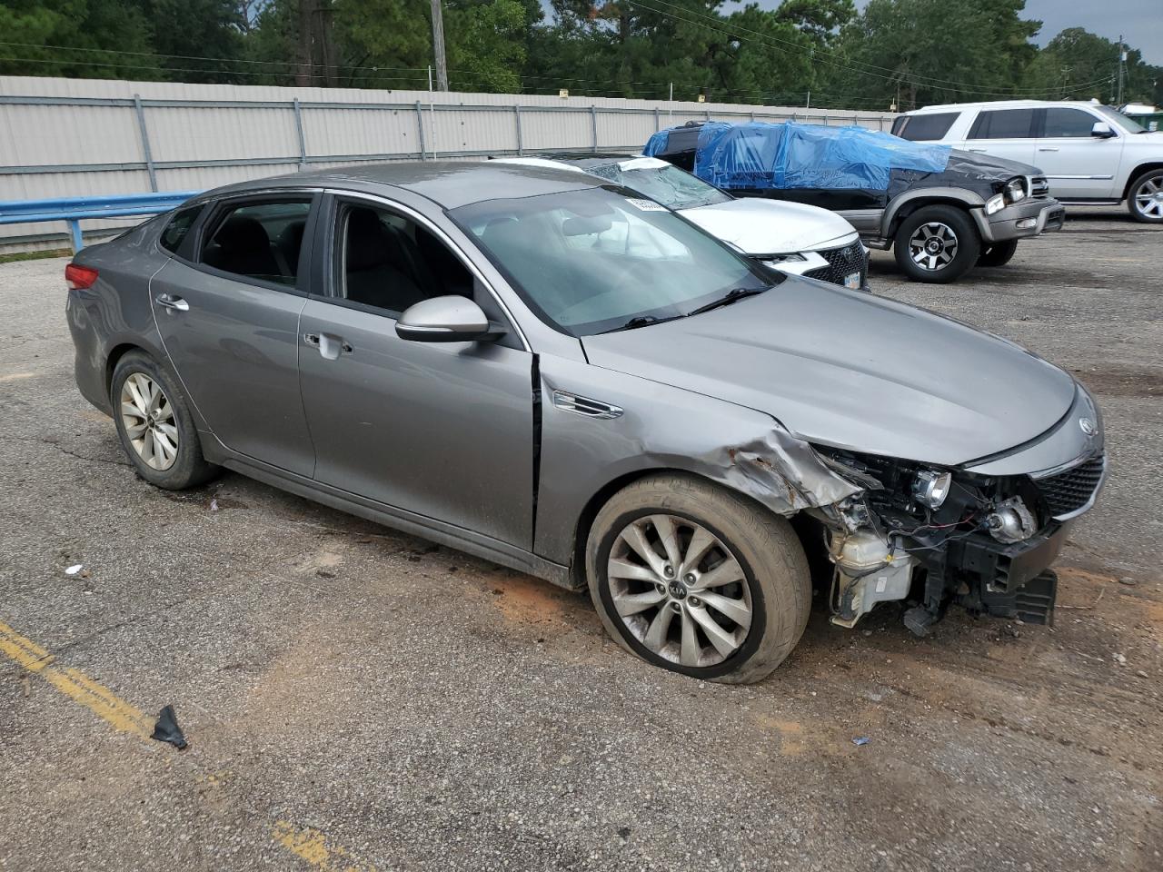 2016 Kia Optima - Image 4