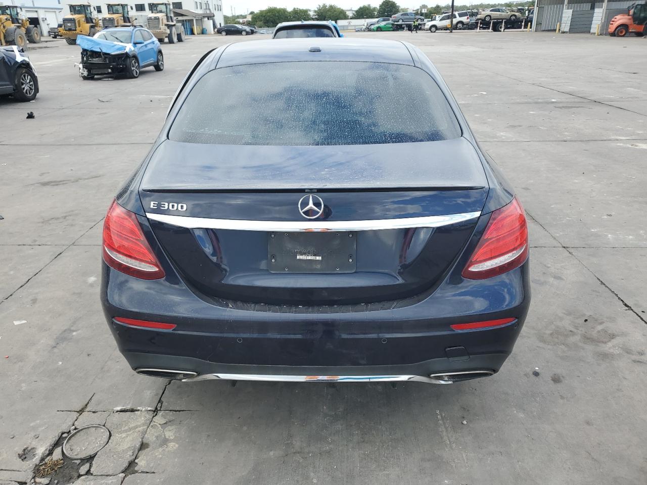 2017 Mercedes-Benz E 300 VIN: WDDZF4JB7HA184619 Lot: 71292174