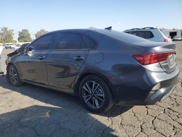 3KPF24AD0NE496476 Kia Forte FE 2