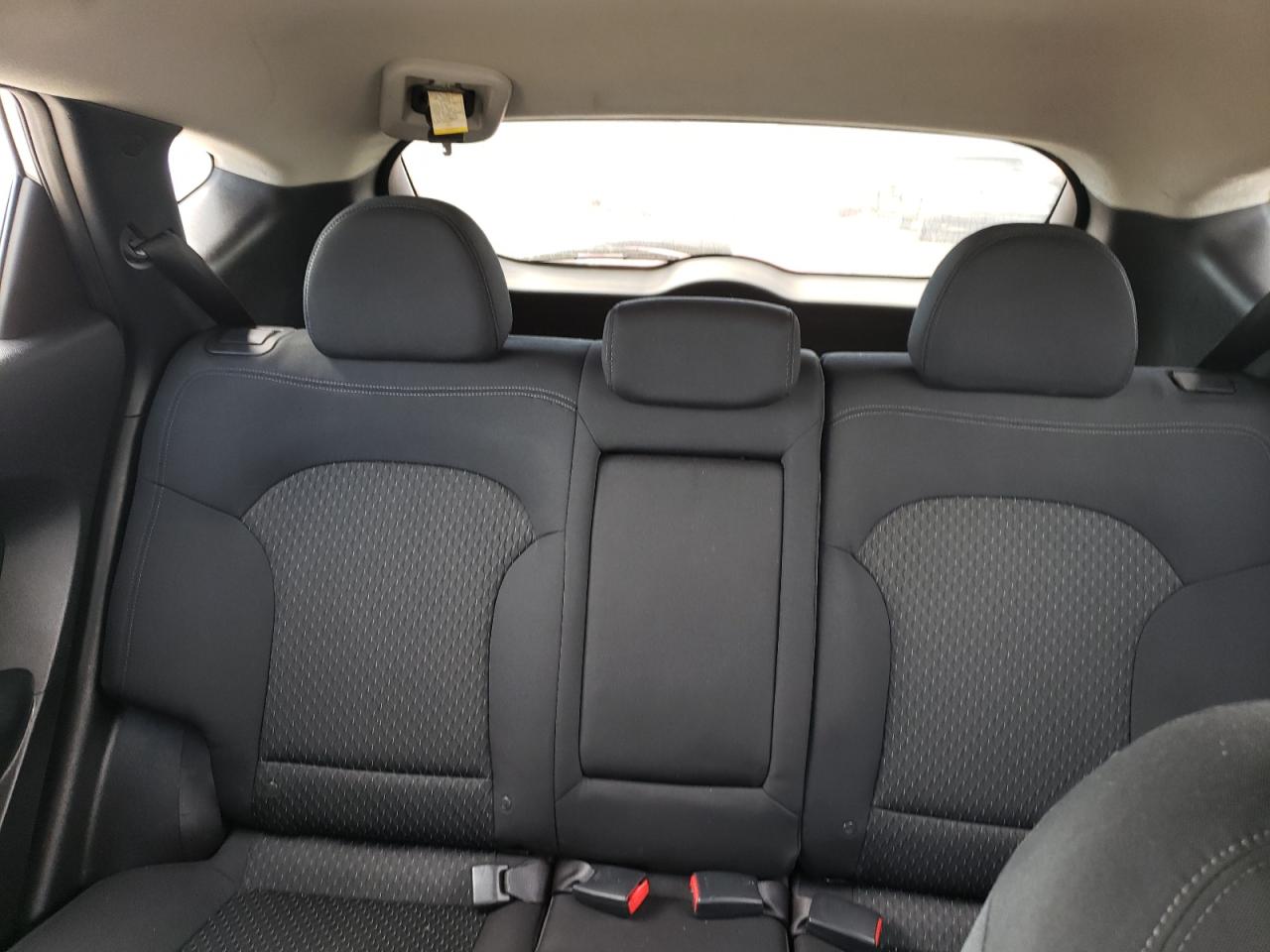 2011 Hyundai Tucson - Image 10