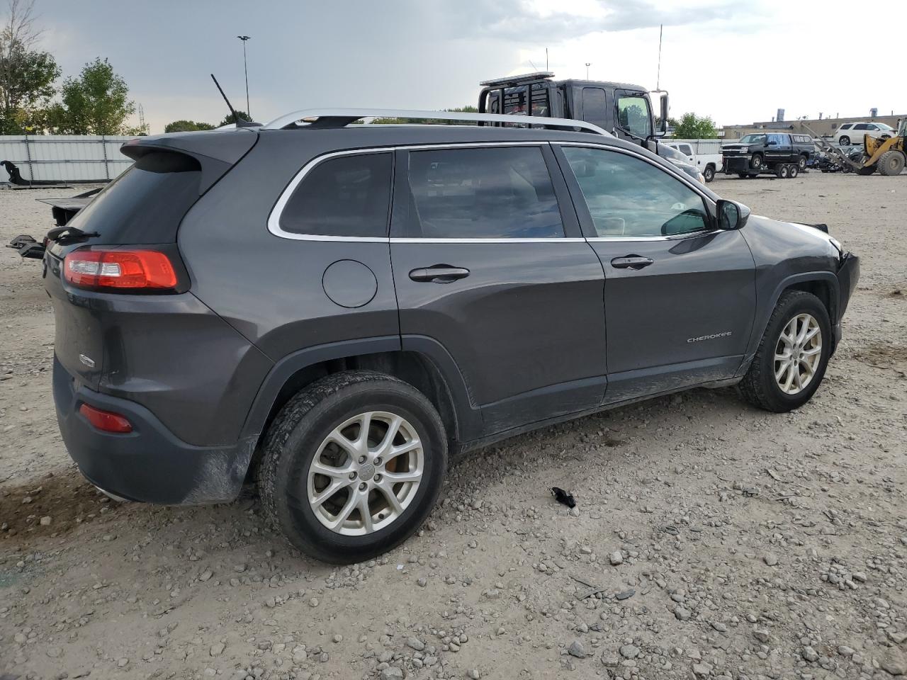 2015 Jeep Cherokee Latitude VIN: 1C4PJMCS4FW594758 Lot: 70711744