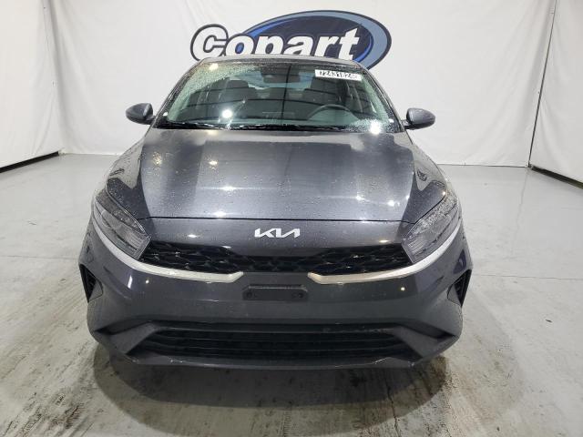 3KPF24AD4PE551384 Kia Forte LX 5