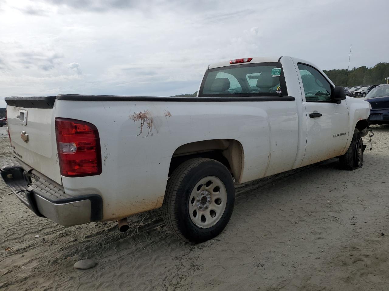 2011 Chevrolet Silverado - Image 3