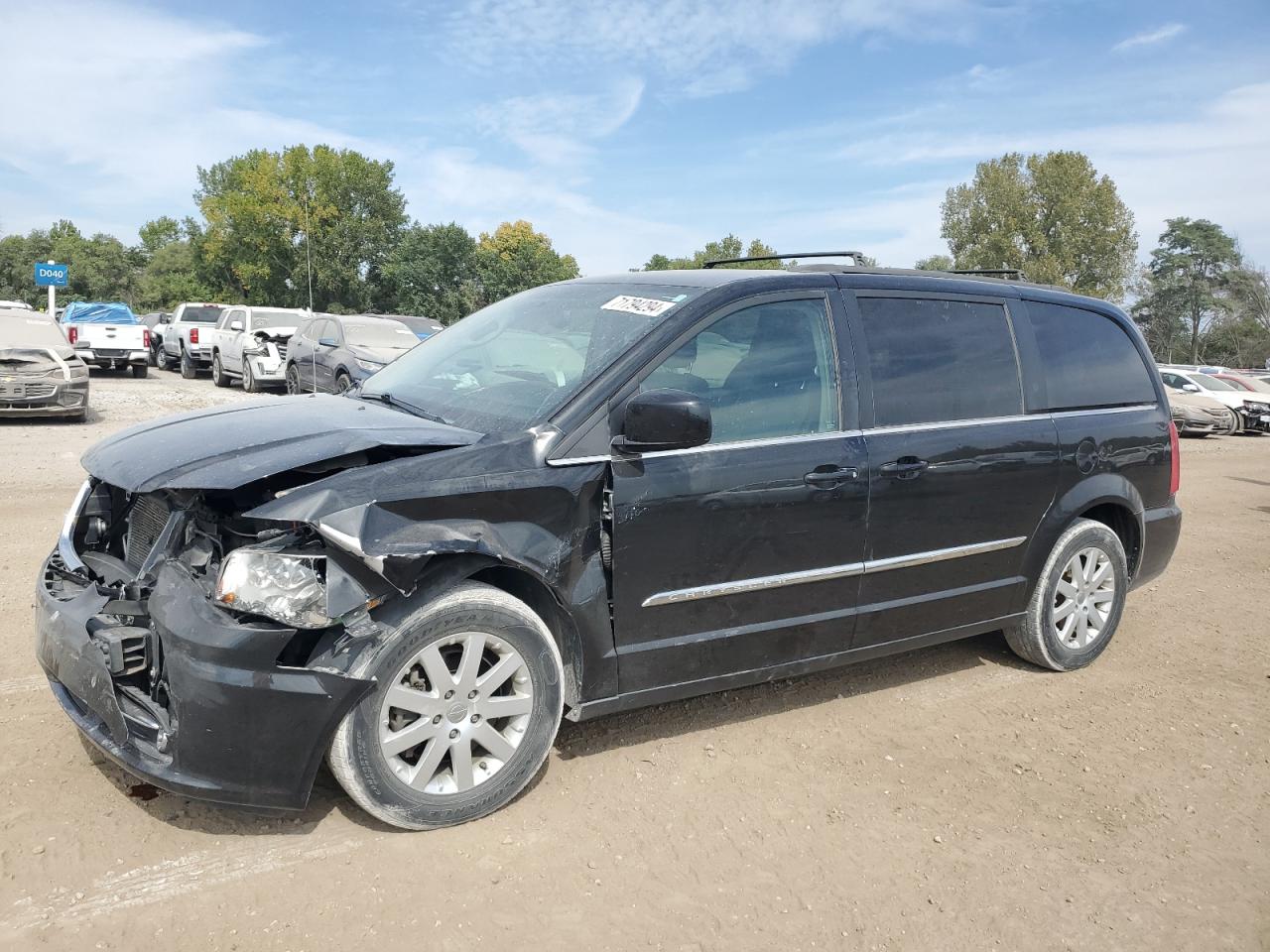 2014 Chrysler Town & Country - Image 1