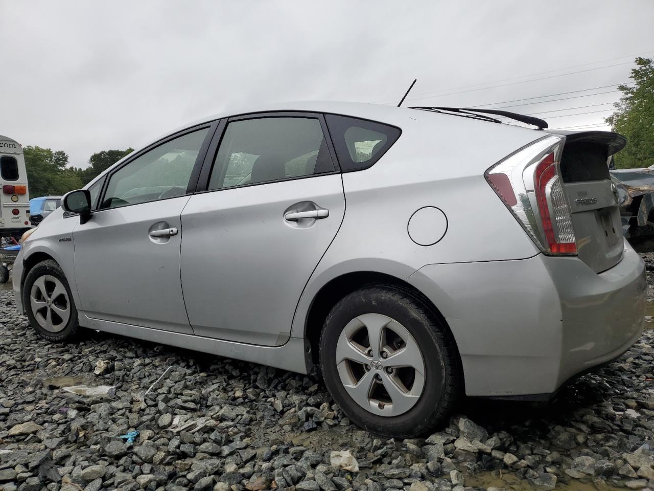 VIN JTDKN3DU5D0342123 2013 TOYOTA PRIUS no.2