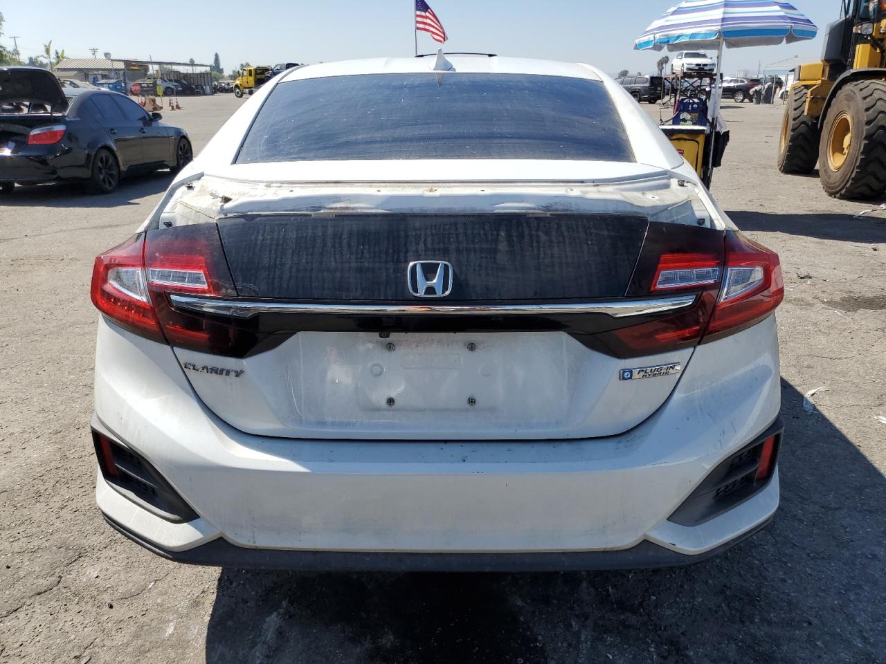 2018 Honda Clarity VIN: JHMZC5F15JC012817 Lot: 73010304