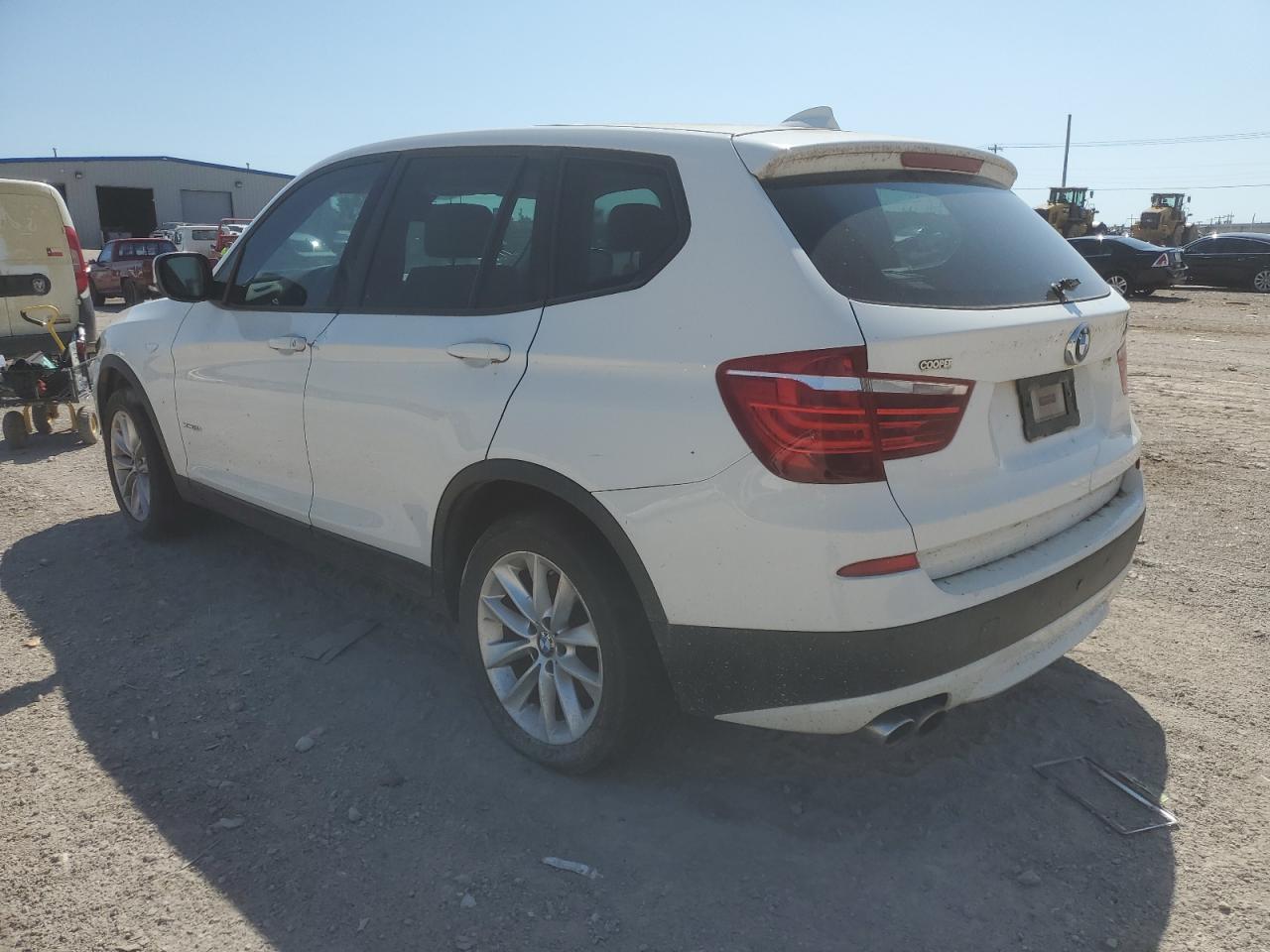 VIN 5UXWX9C56E0D19316 2014 BMW X3 no.2