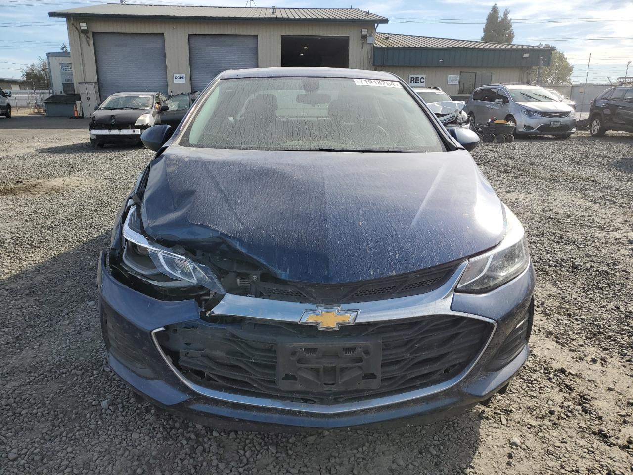 VIN 1G1BE5SM9K7129073 2019 CHEVROLET CRUZE no.5