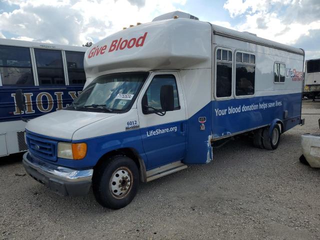 2006 Ford Econoline E450 Super Duty Cutaway Van