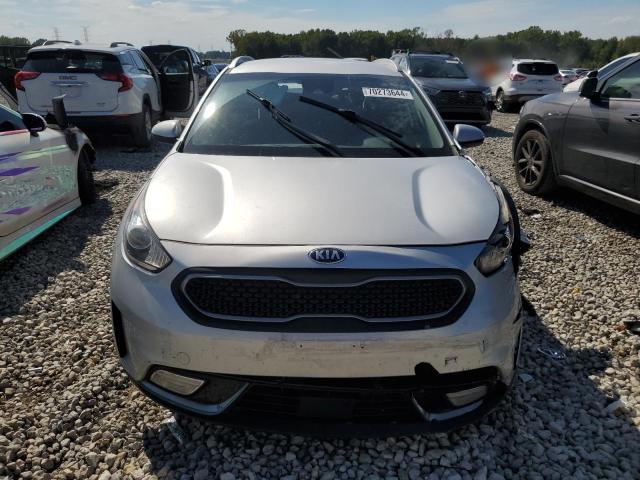  KIA NIRO 2018 Srebrny