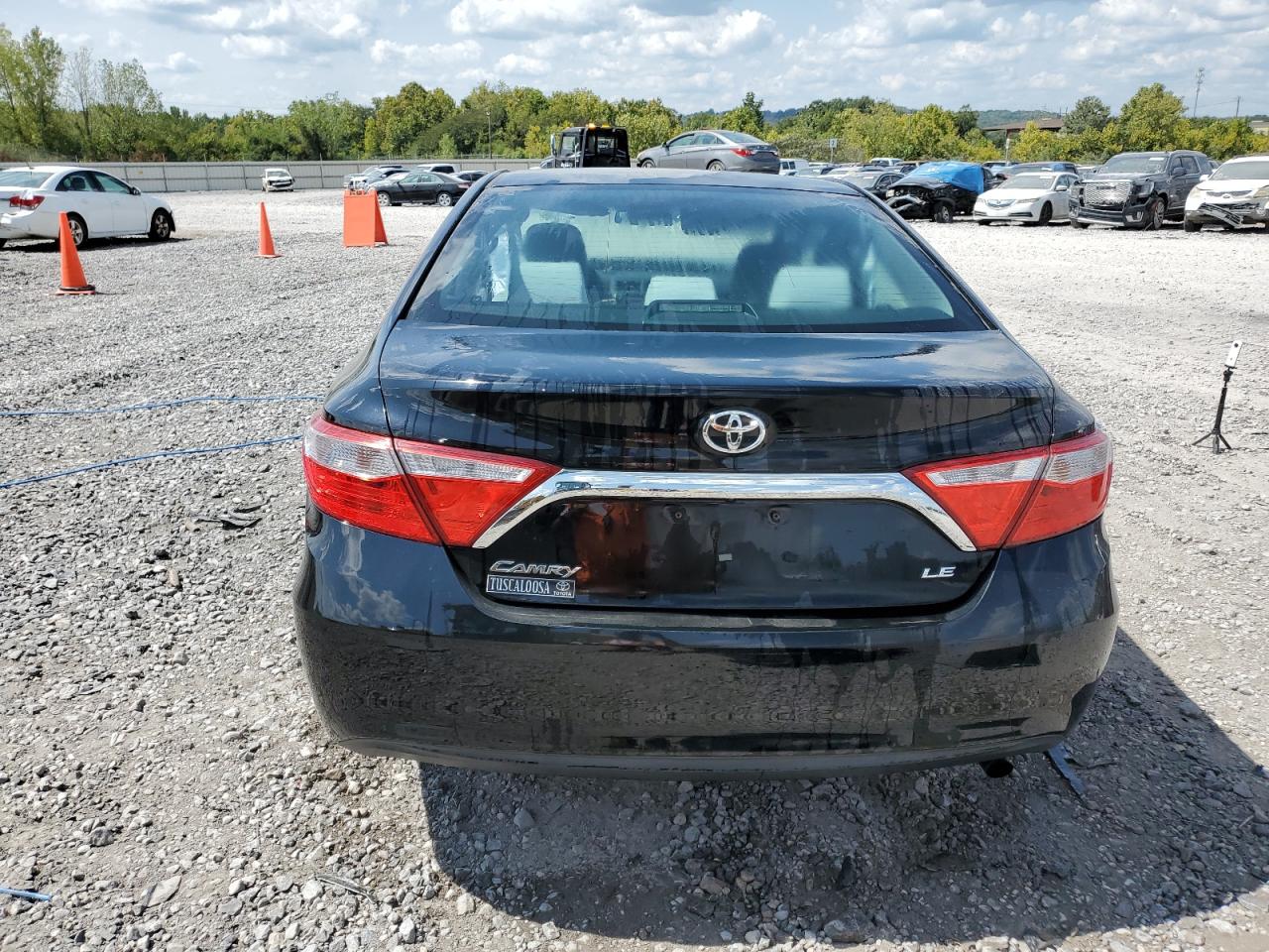 2015 Toyota Camry Le VIN: 4T4BF1FKXFR477804 Lot: 70840834