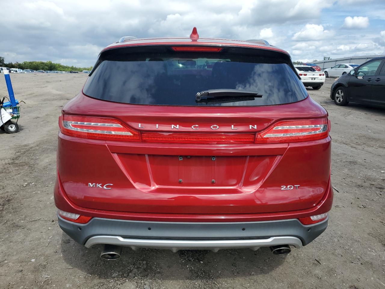 5LMCJ2C98HUL12015 2017 Lincoln Mkc Select