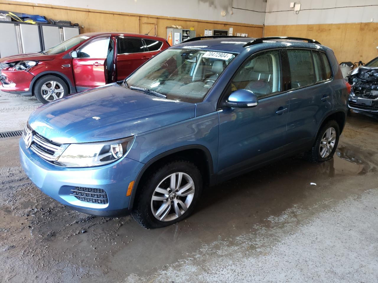 WVGBV7AX1HK015701 2017 VOLKSWAGEN TIGUAN - Image 1