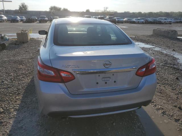  NISSAN ALTIMA 2017 Srebrny