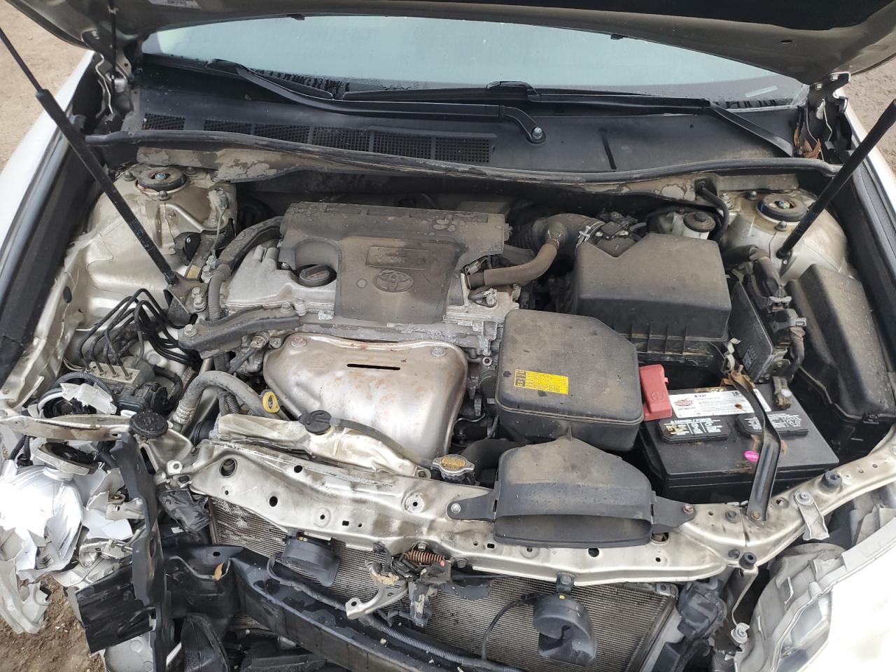 2014 Toyota Camry - Image 12