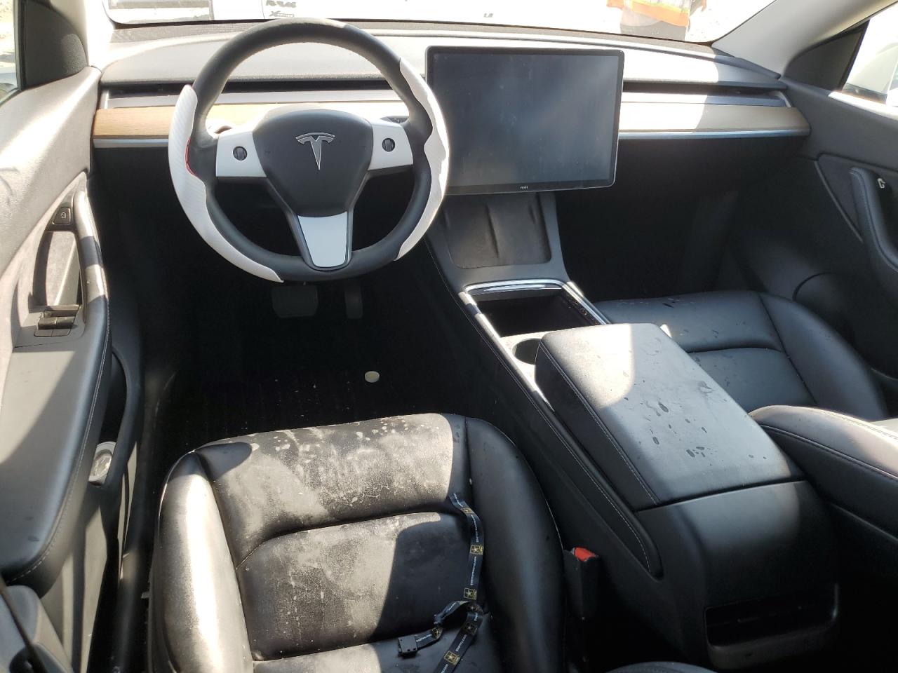 2021 Tesla Model Y VIN: 5YJYGDEE3MF142070 Lot: 73829354