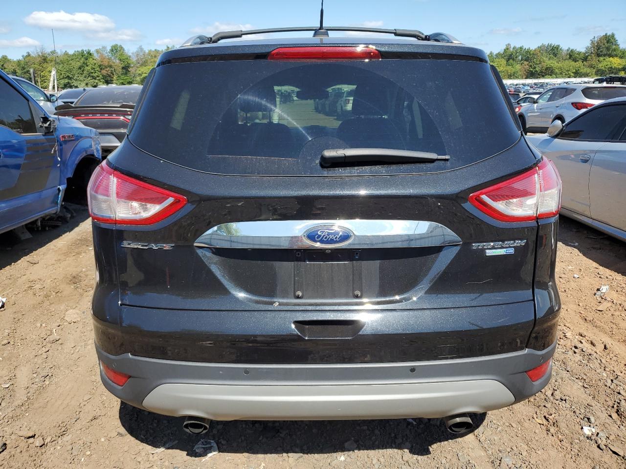 1FMCU9J96FUC39410 2015 Ford Escape Titanium