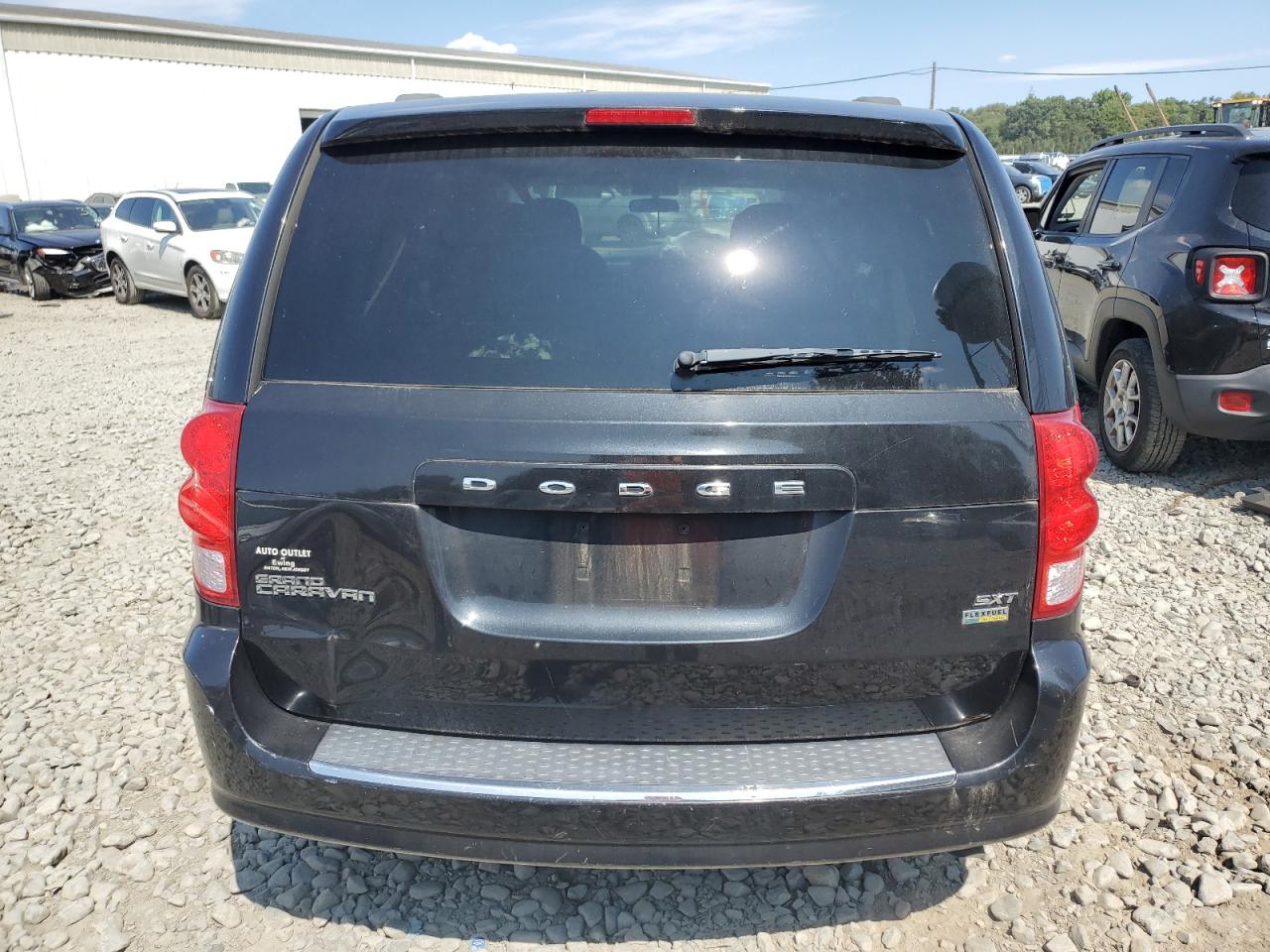 2C4RDGCG5ER127787 2014 Dodge Grand Caravan Sxt