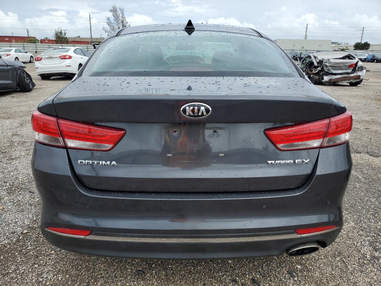 2018 Kia Optima Ex VIN: 5XXGU4L32JG213418 Lot: 72882634